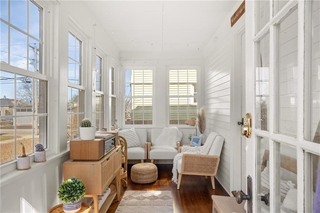 35 Hall Ave - Photo 7 of 36