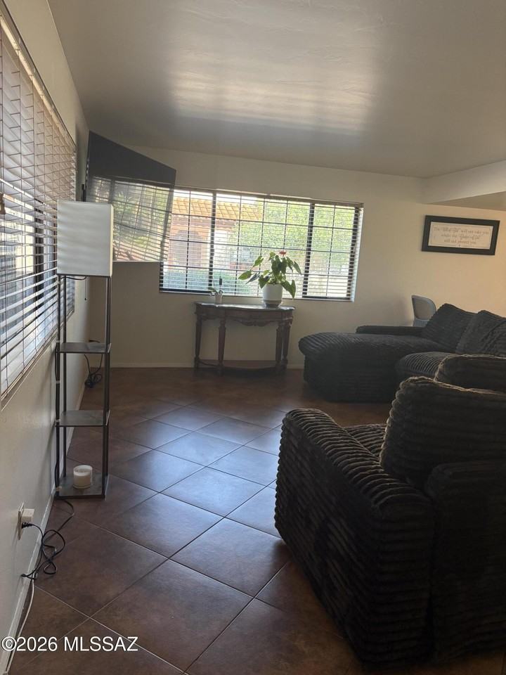 2284 W Paseo Cielo - Photo 3 of 21