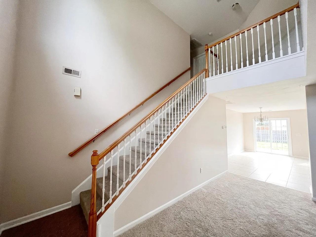 616 Fountainbrook Ln #1 - Photo 4 of 49