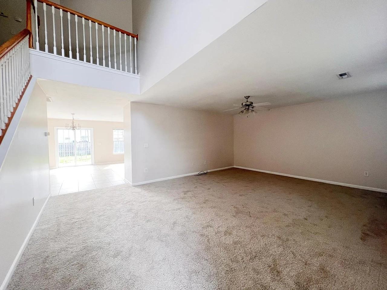 616 Fountainbrook Ln #1 - Photo 5 of 49