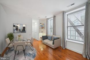 2305 18th St Nw Apt 303 - Photo 1 of 1