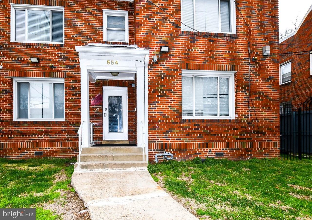 554 Newcomb St Se Apt 4 - Photo 2 of 20