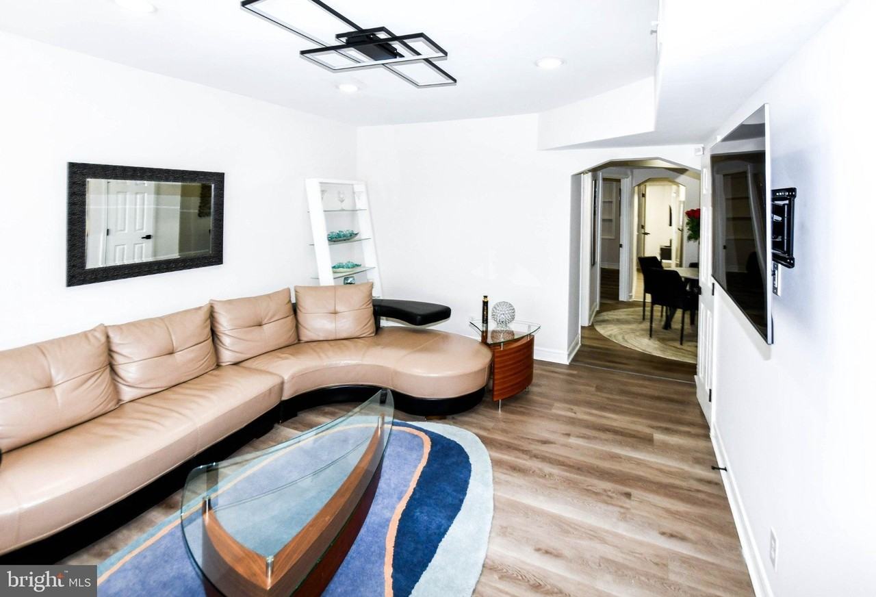 554 Newcomb St Se Apt 4 - Photo 5 of 20