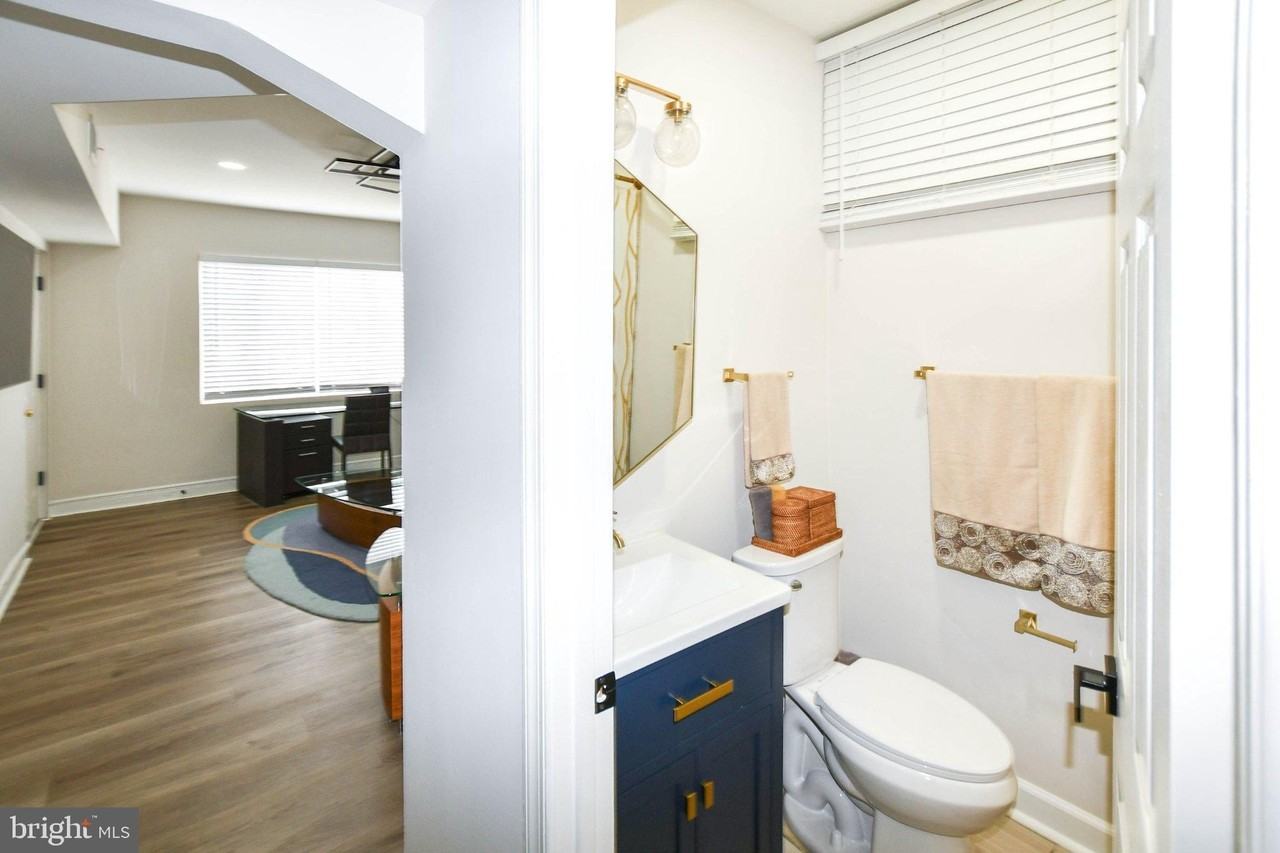 554 Newcomb St Se Apt 4 - Photo 7 of 20