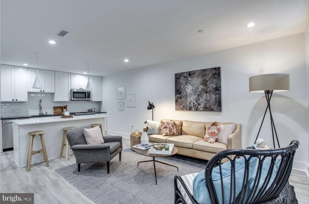 22 Bryant St Nw Unit 1 - Photo 6 of 24