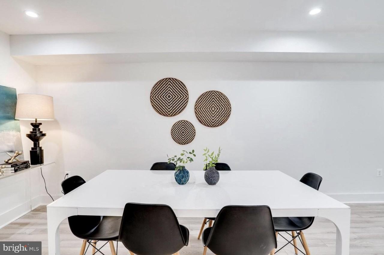 22 Bryant St Nw Unit 1 - Photo 7 of 24