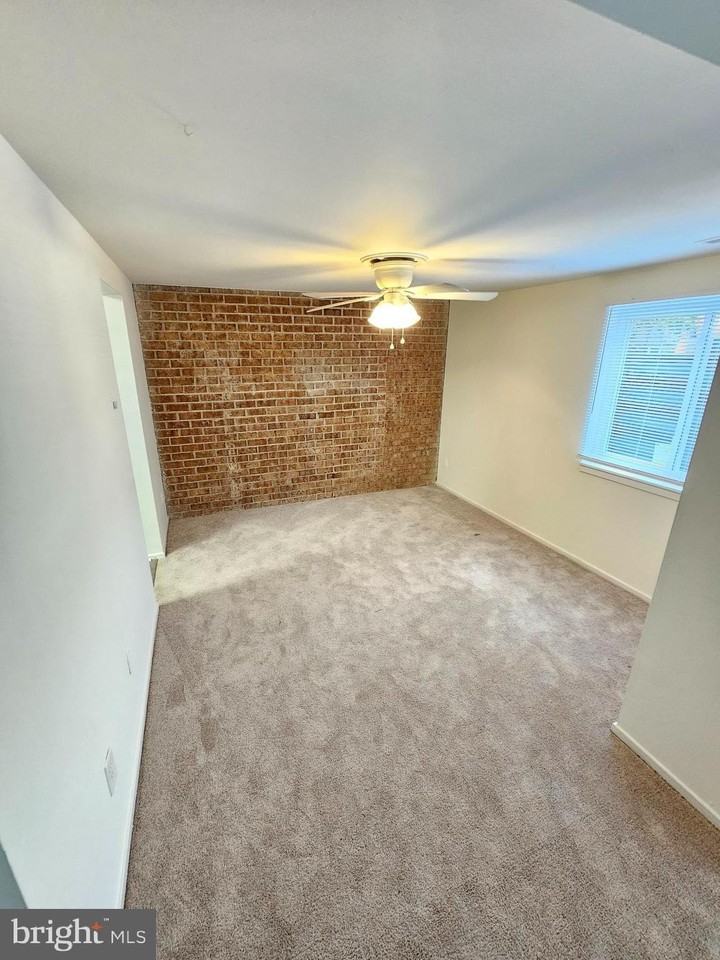 19323 Club House Rd Apt 101 - Photo 7 of 25