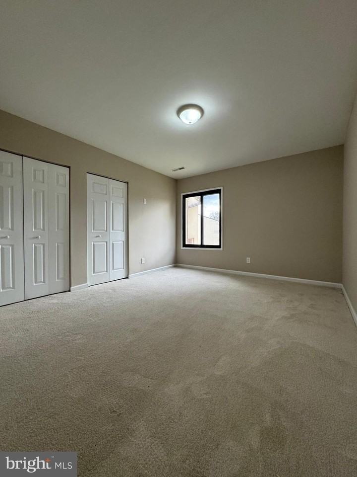 10115 Prince Pl #401-2A - Photo 7 of 9