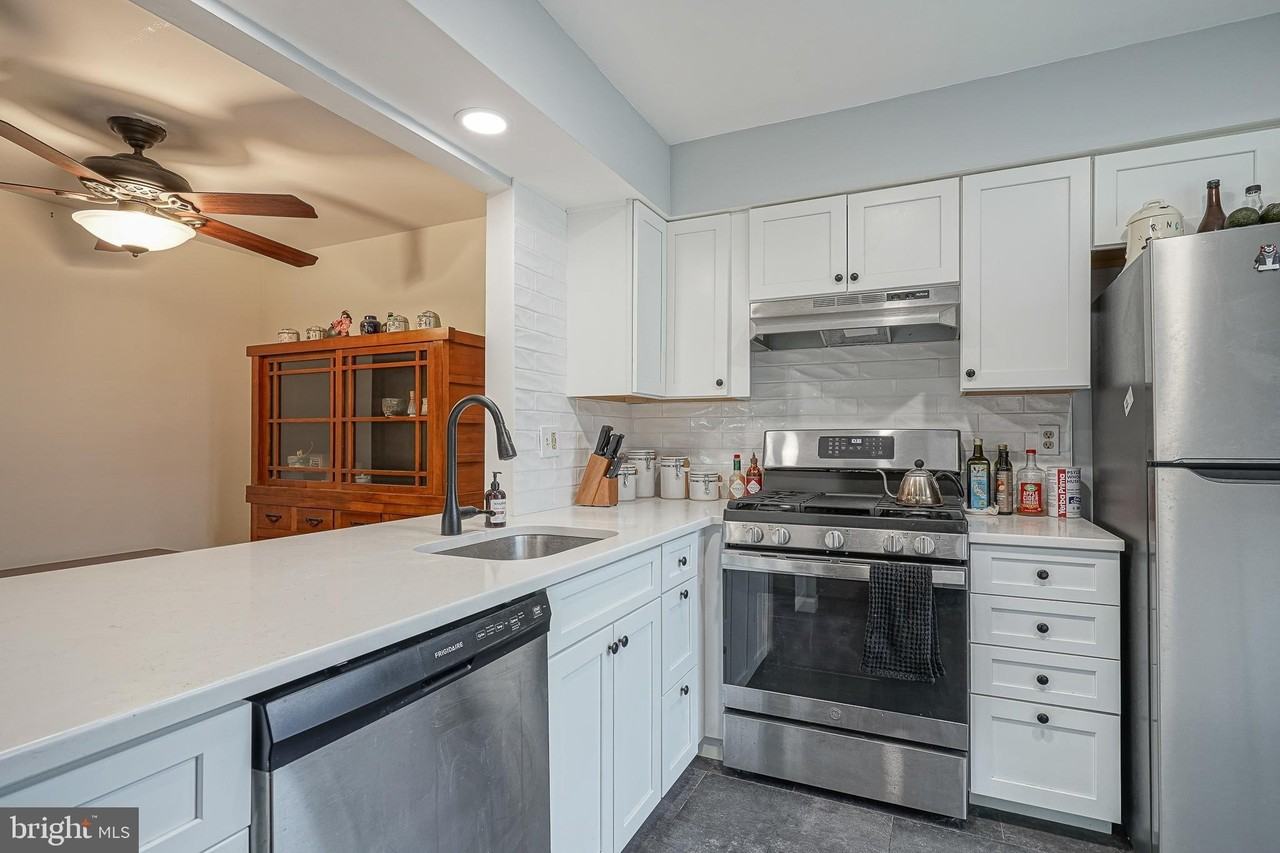 804-B Sedgefield Dr - Photo 6 of 18