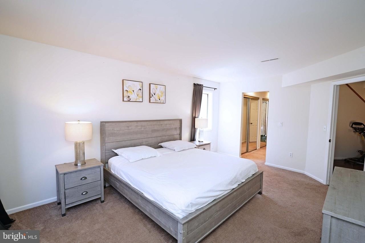 22 Marvin Ct Unit 22 - Photo 6 of 49