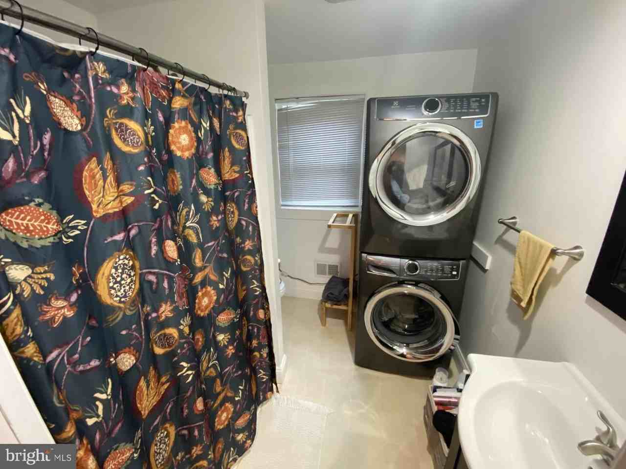 106 S Walnut St - Photo 5 of 15