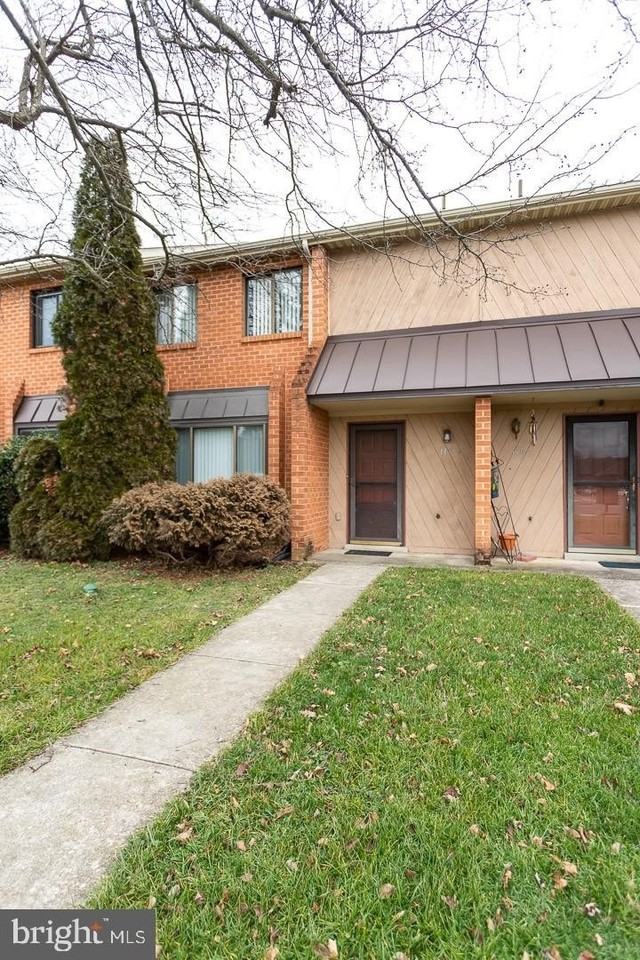 118 Caernarvon Ct - Photo 3 of 36