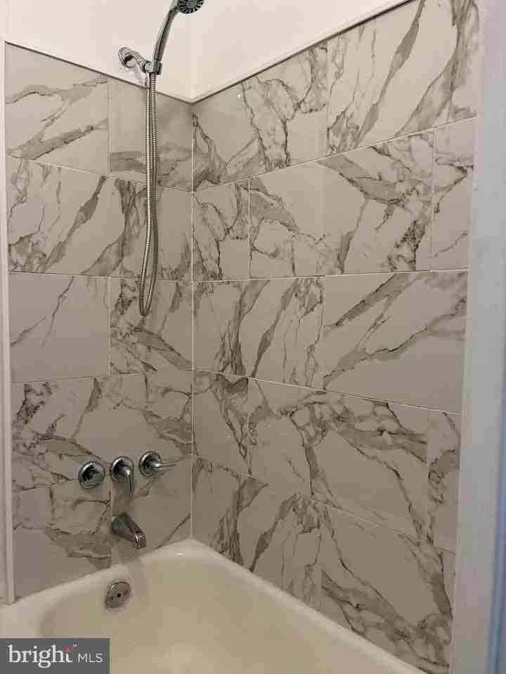 120 Francis St Unit 1 - Photo 6 of 11