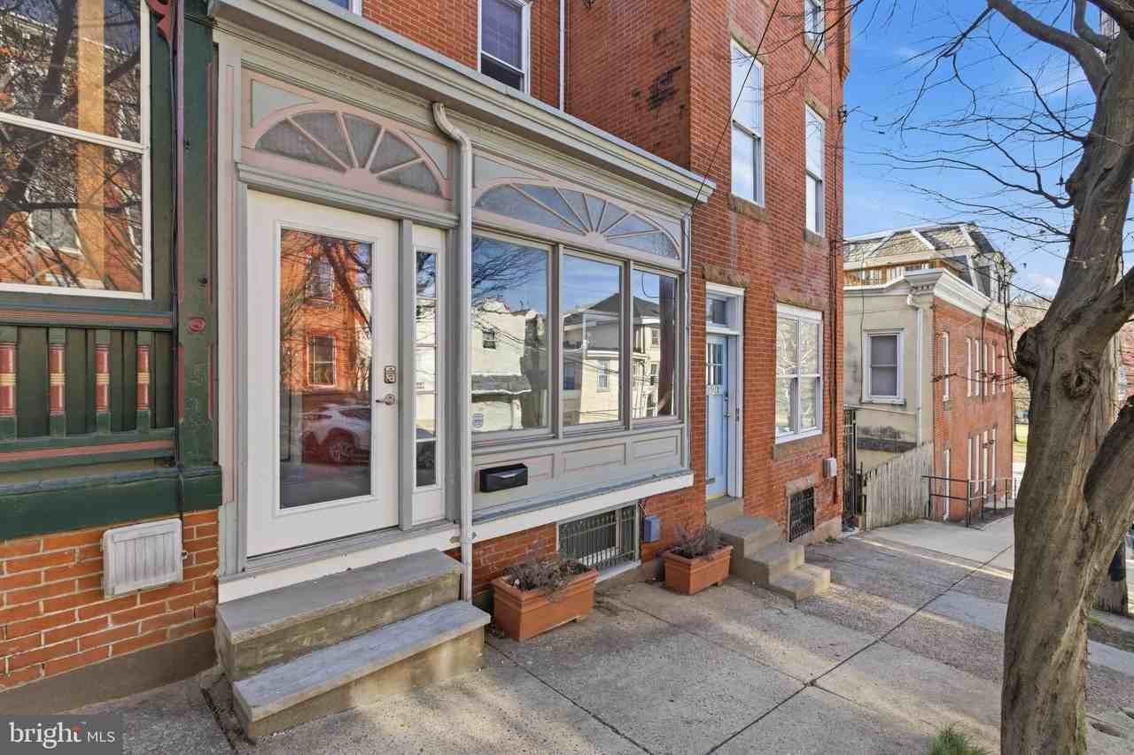 3726 Stanton St - Photo 2 of 32