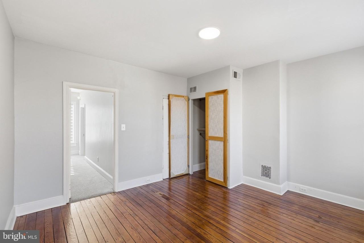 3726 Stanton St - Photo 4 of 32