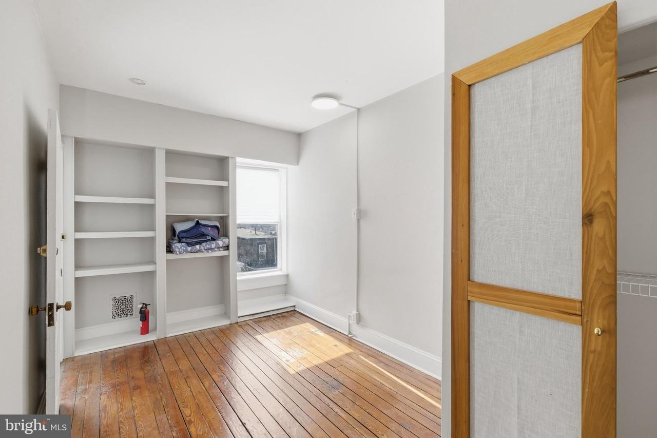 3726 Stanton St - Photo 6 of 32