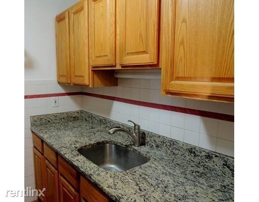 399 Great Rd - Photo 3 of 10