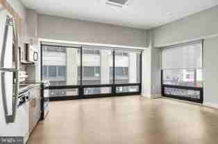 1300 Chestnut St #506 - Photo 1 of 1