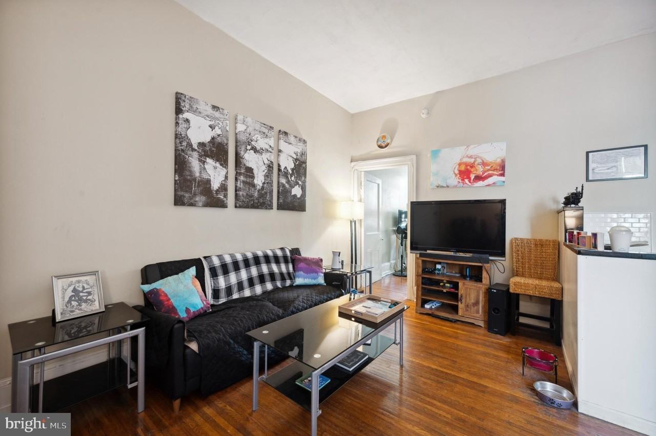 1728 Pine St Apt 2f - Photo 2 of 15