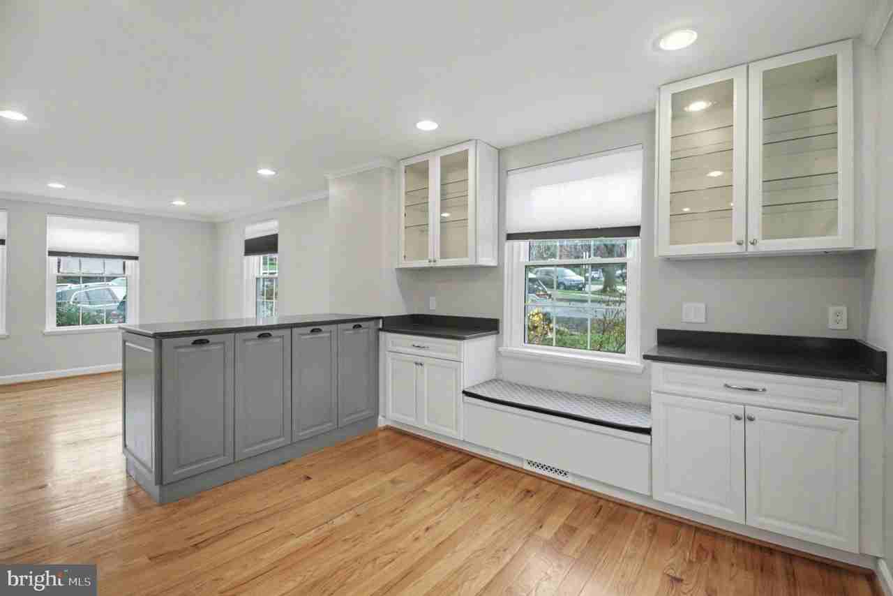 4885 28th St S Unit B - Photo 6 of 29