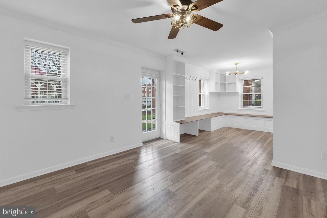 1301 E Abingdon Dr Apt 2 - Photo 6 of 21