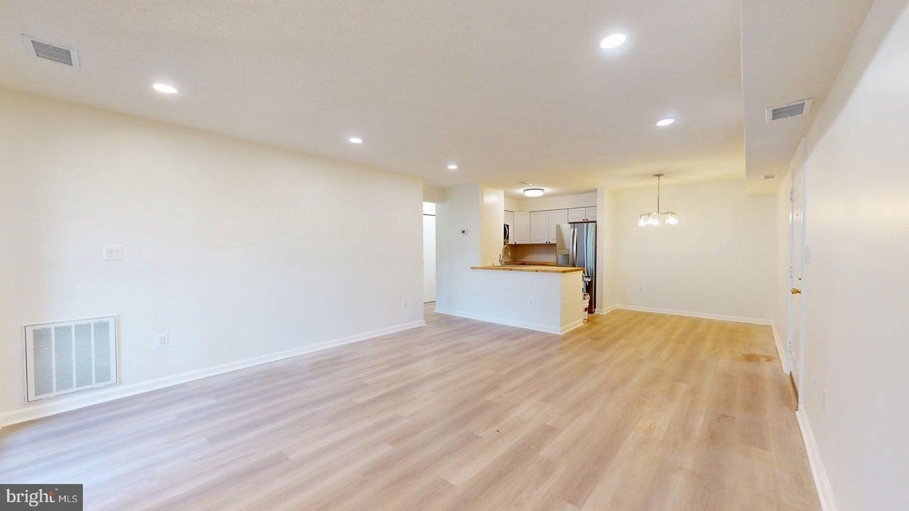 6955 Mary Caroline Cir Unit E - Photo 2 of 20