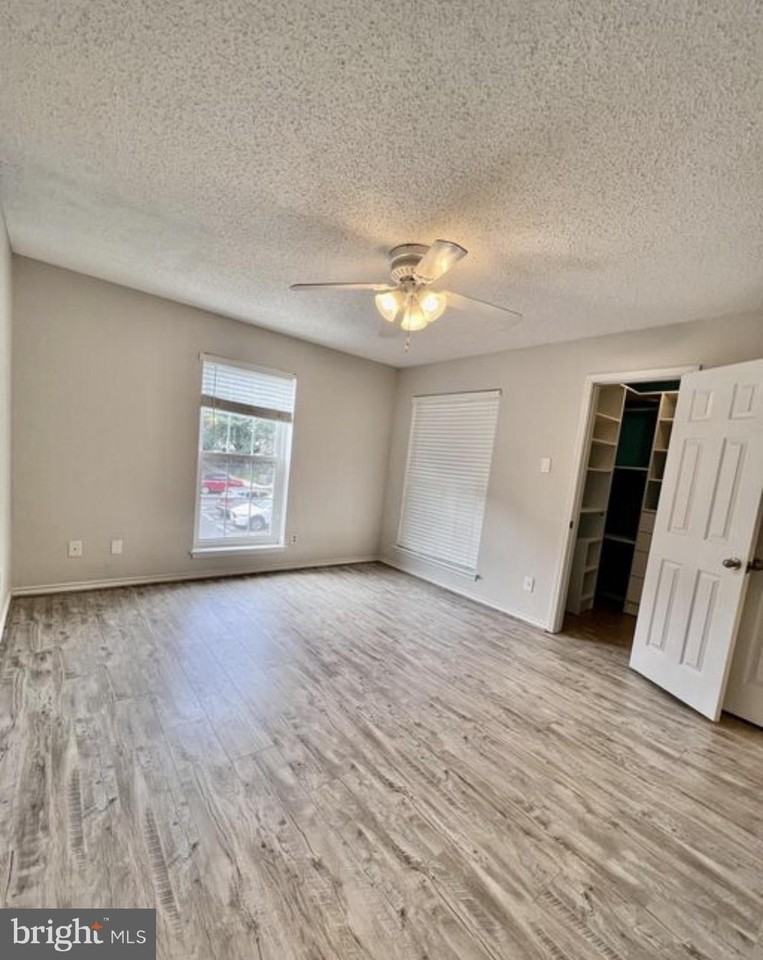 1541 Lincoln Way Apt 204 - Photo 5 of 8