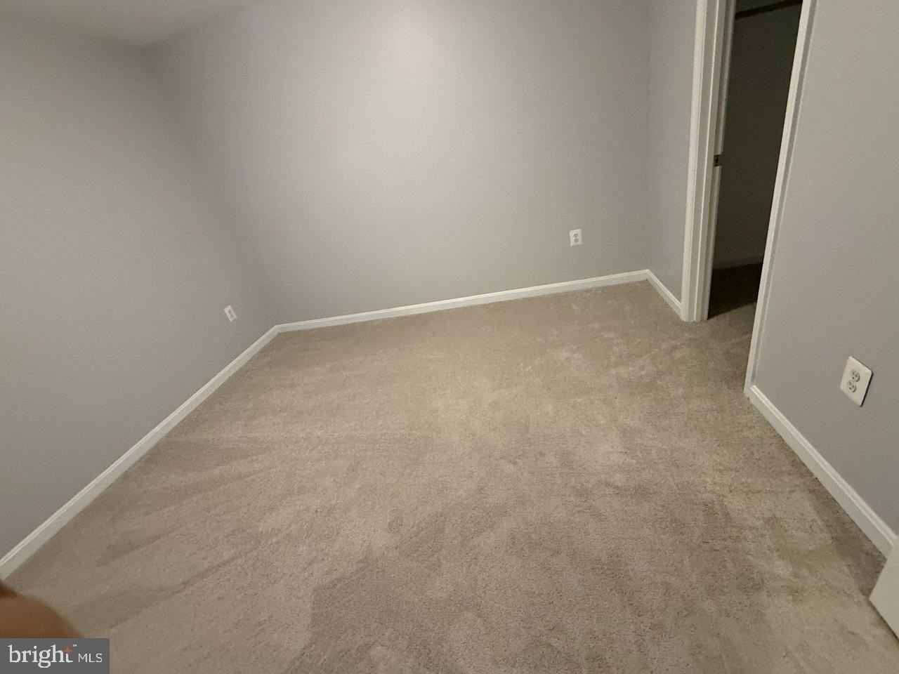 3537 Ice Ct - Photo 3 of 10