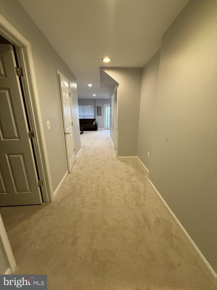 3537 Ice Ct - Photo 5 of 10