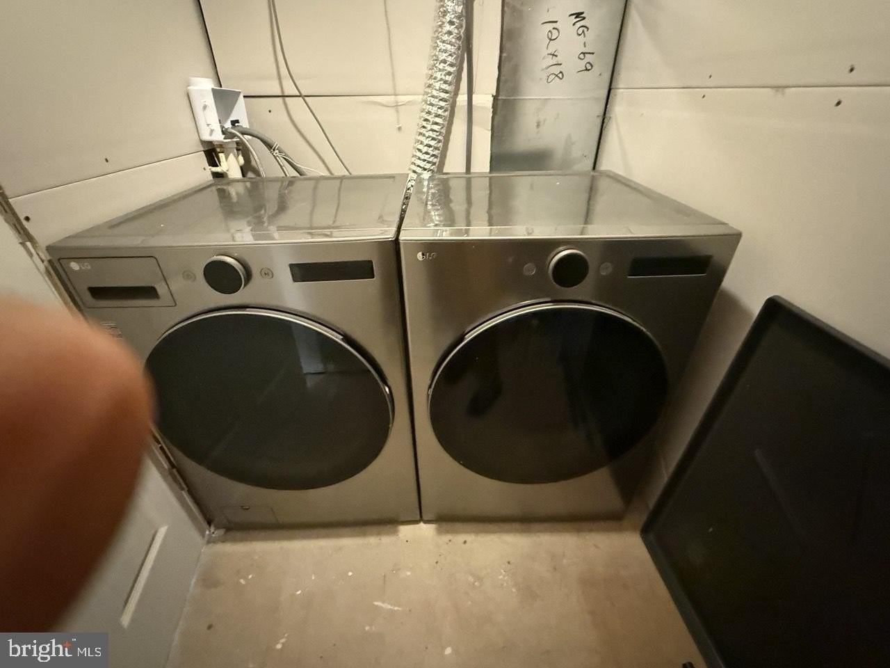 3537 Ice Ct - Photo 7 of 10