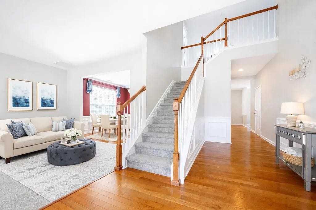 108 Saybrook Rd #1 - Photo 2 of 32