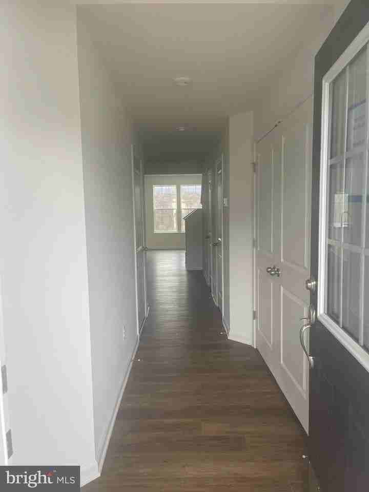 Tracy Way - Photo 4 of 5