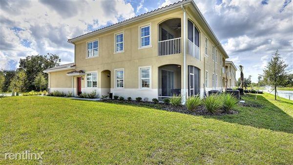 3215 Oriole Dr - Photo 3 of 10