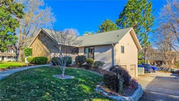 featured image of 4153 Allistair Rd