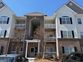 featured image of 2422 Eagle Creek Ct #302