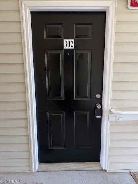 2422 Eagle Creek Ct #302 - Photo 2 of 13