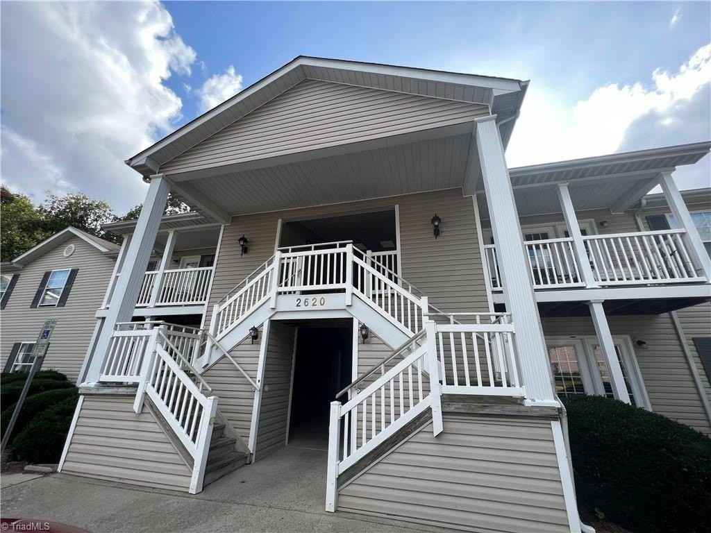 2620 Guyer St #1A - Photo 2 of 35