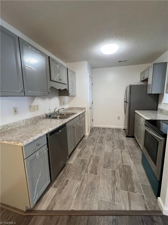 2620 Guyer St #1A - Photo 5 of 35