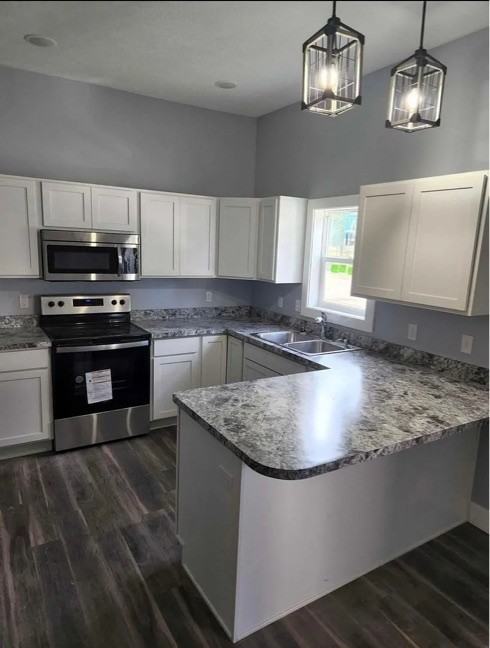 241 N Clinton St #C - Photo 3 of 11