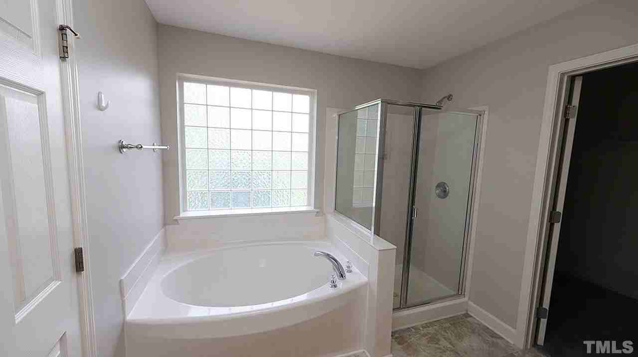 614 Redford Place Dr - Photo 7 of 12