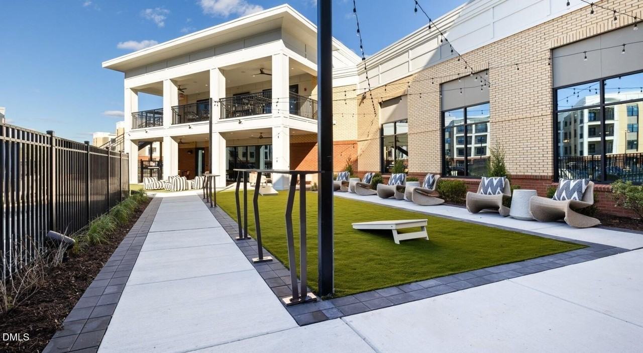 3905 Mahal Ave - Photo 7 of 34