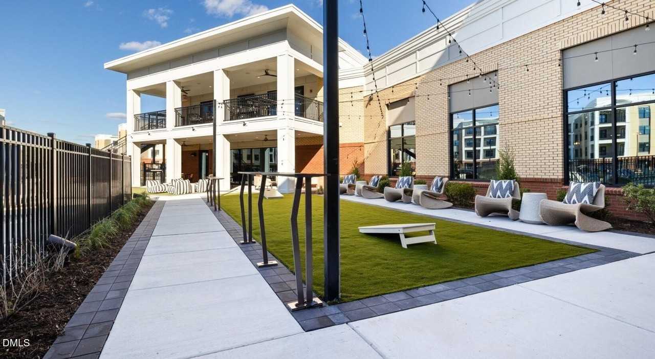 3905 Mahal Ave - Photo 7 of 34