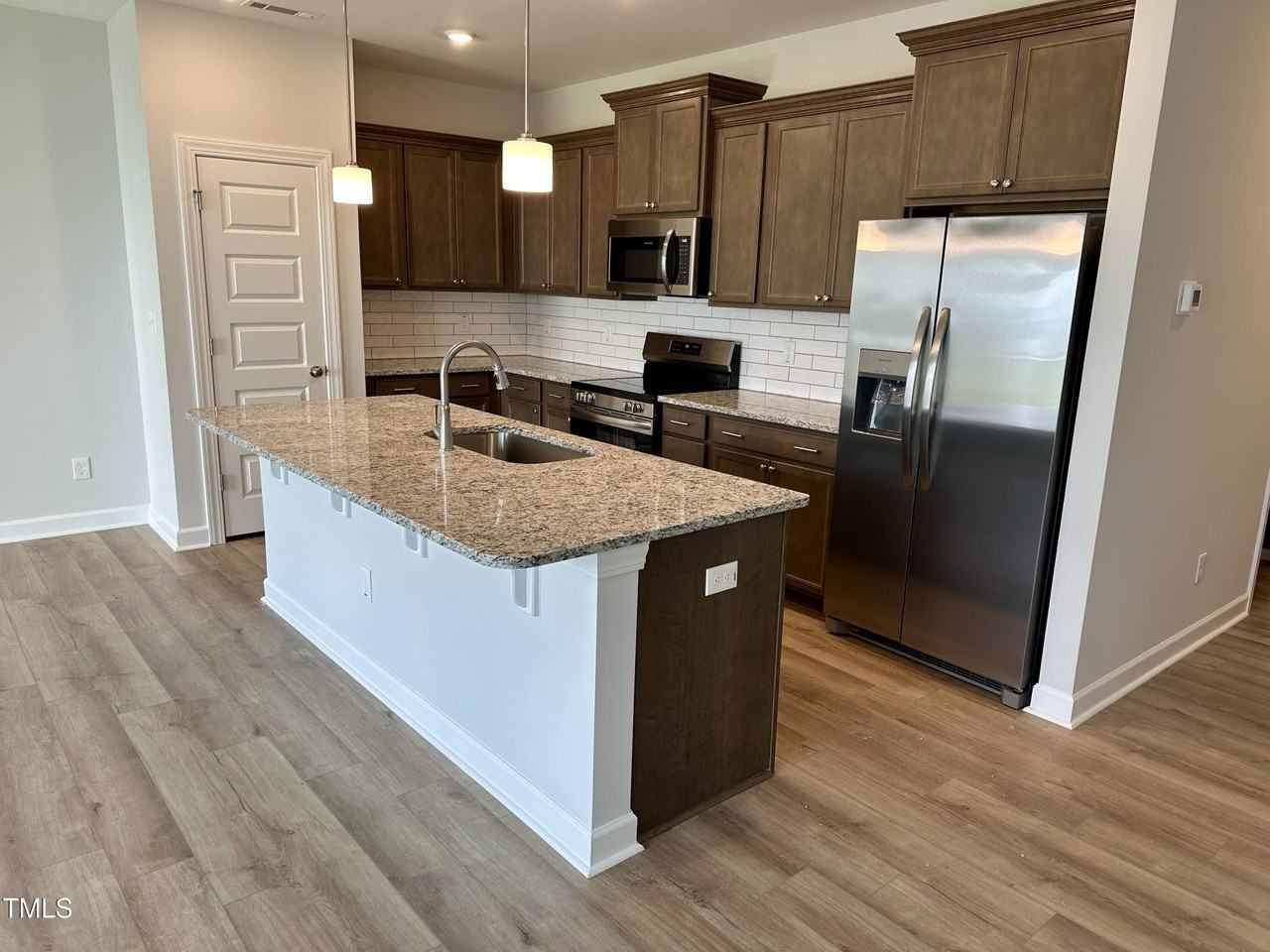 27 Pansy Park - Photo 3 of 24