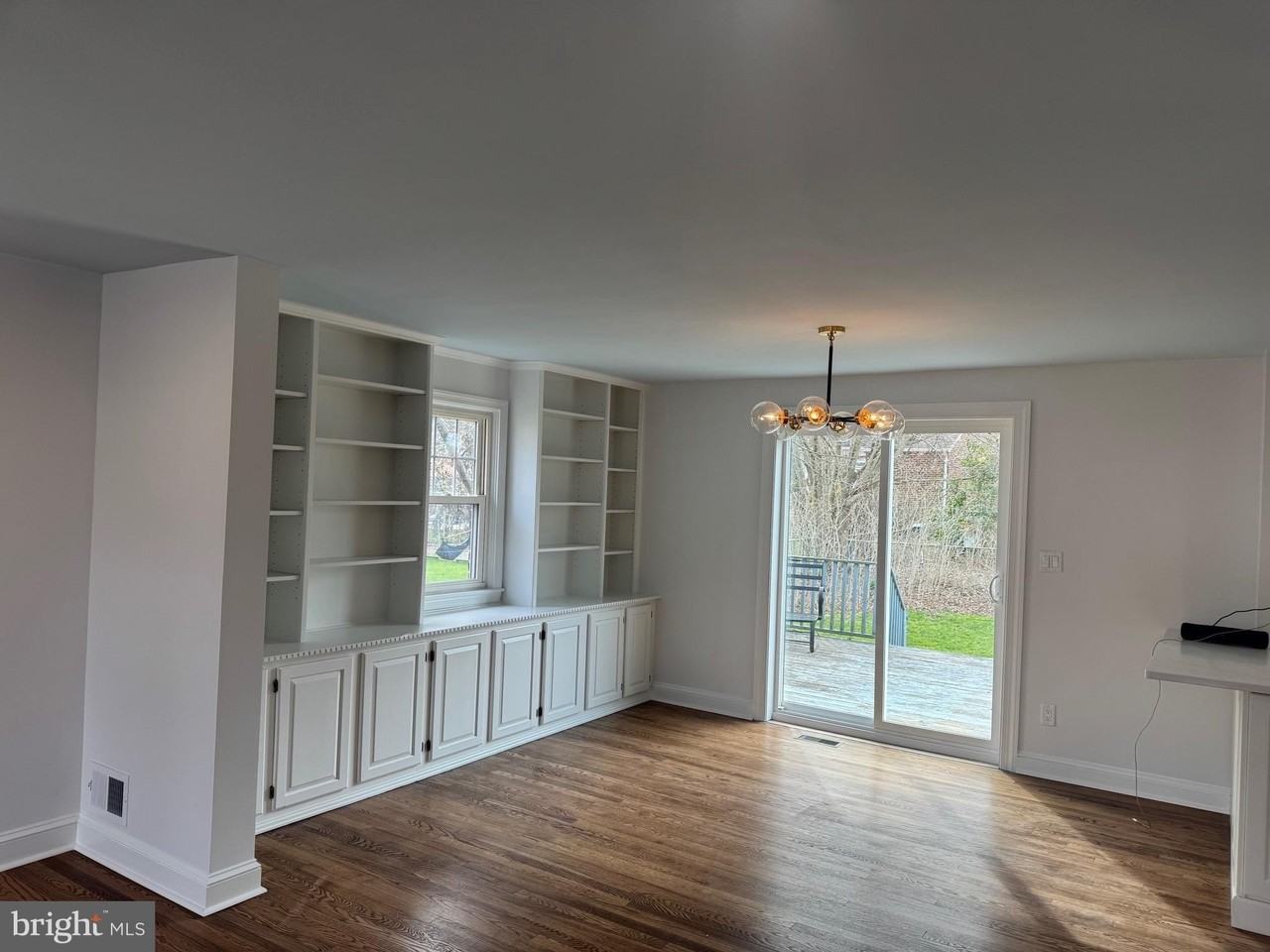 404 Goodley Rd - Photo 7 of 28