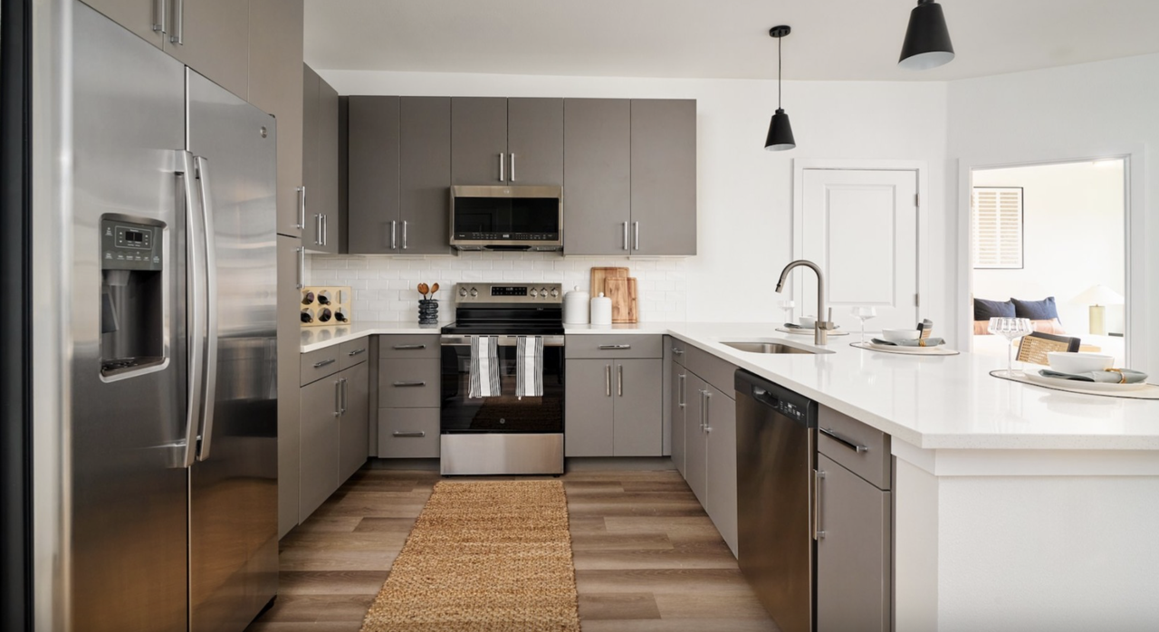 5816 Ross Road - Photo 5 of 24