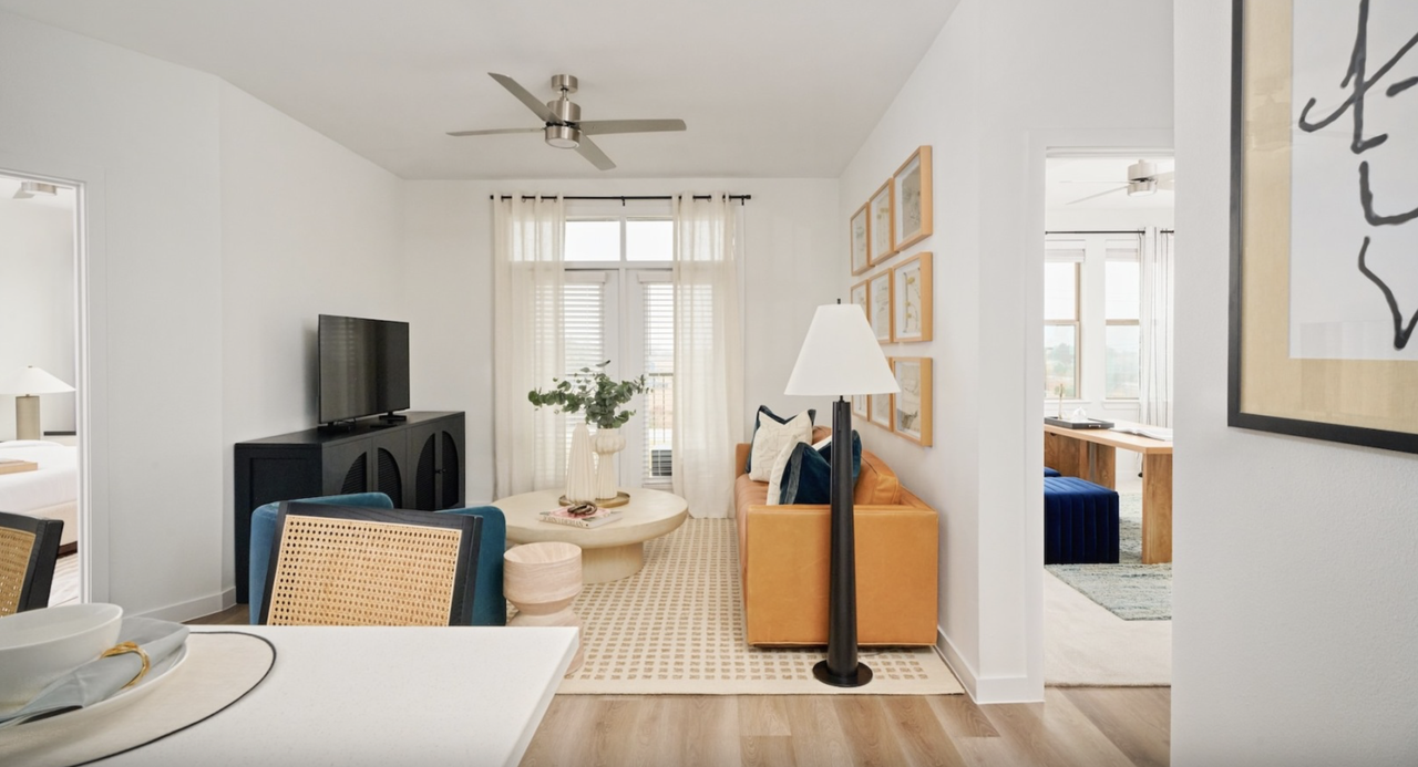 5816 Ross Road - Photo 3 of 24