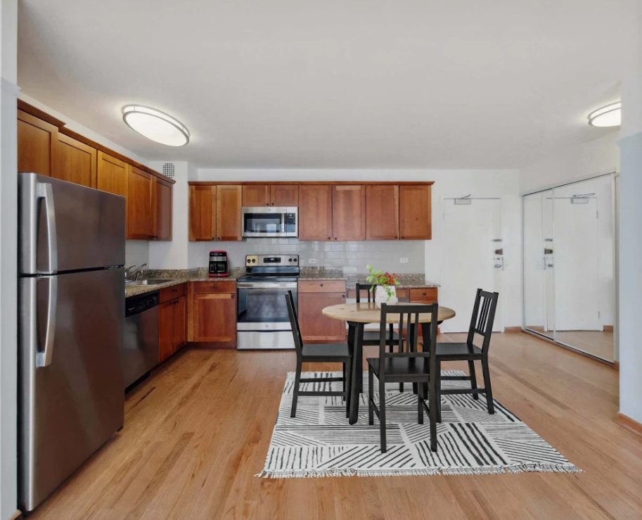 W Oakdale Ave & N Sheridan Rd - Photo 3 of 14