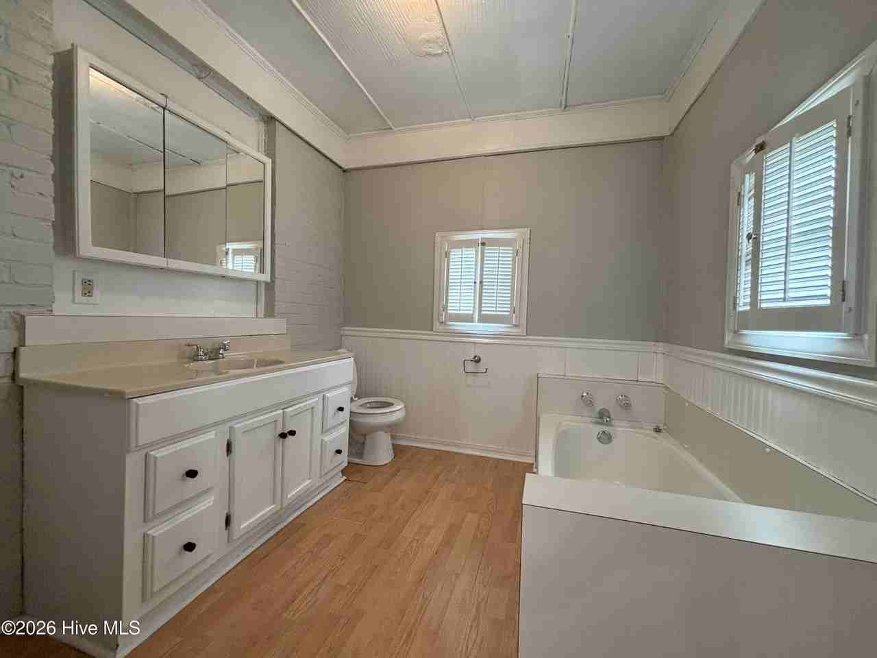 19 Glendale Rd - Photo 4 of 16