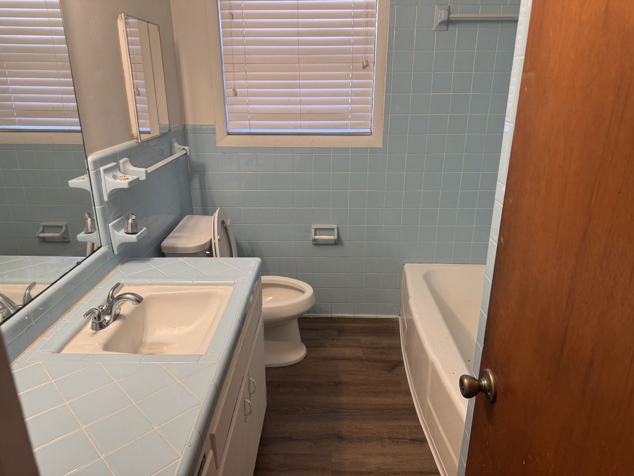 513 3rd St #513 - Photo 7 of 10