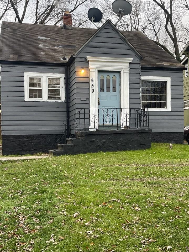 559 E Avondale Ave #1 - Photo 3 of 9